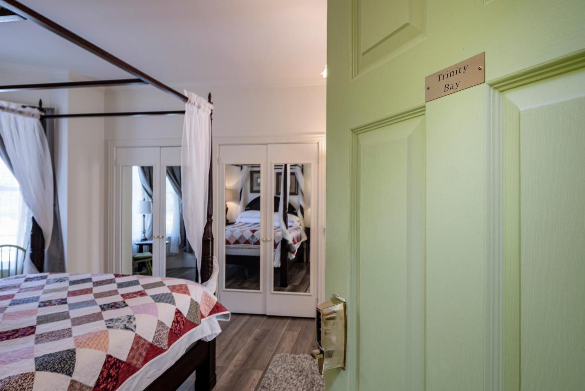 The Elizabeth Manor Guesthouse 세인트존스 외부 사진