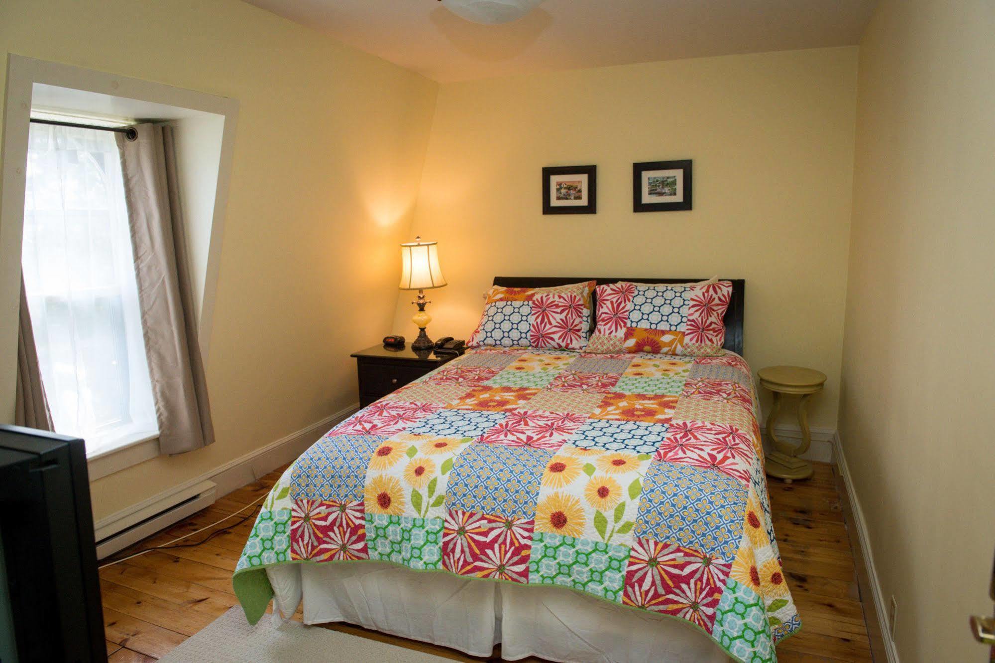 The Elizabeth Manor Guesthouse 세인트존스 외부 사진