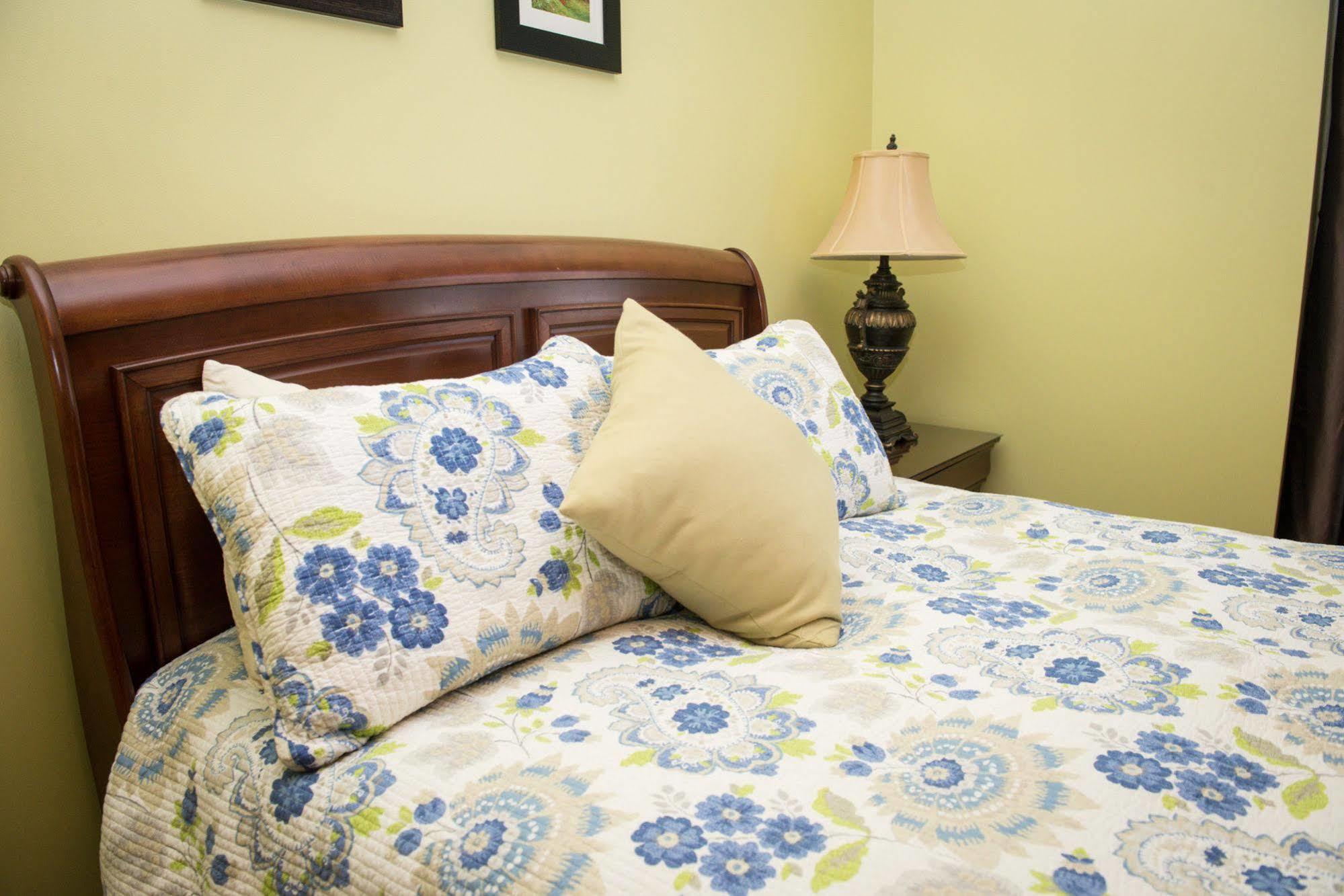 The Elizabeth Manor Guesthouse 세인트존스 외부 사진