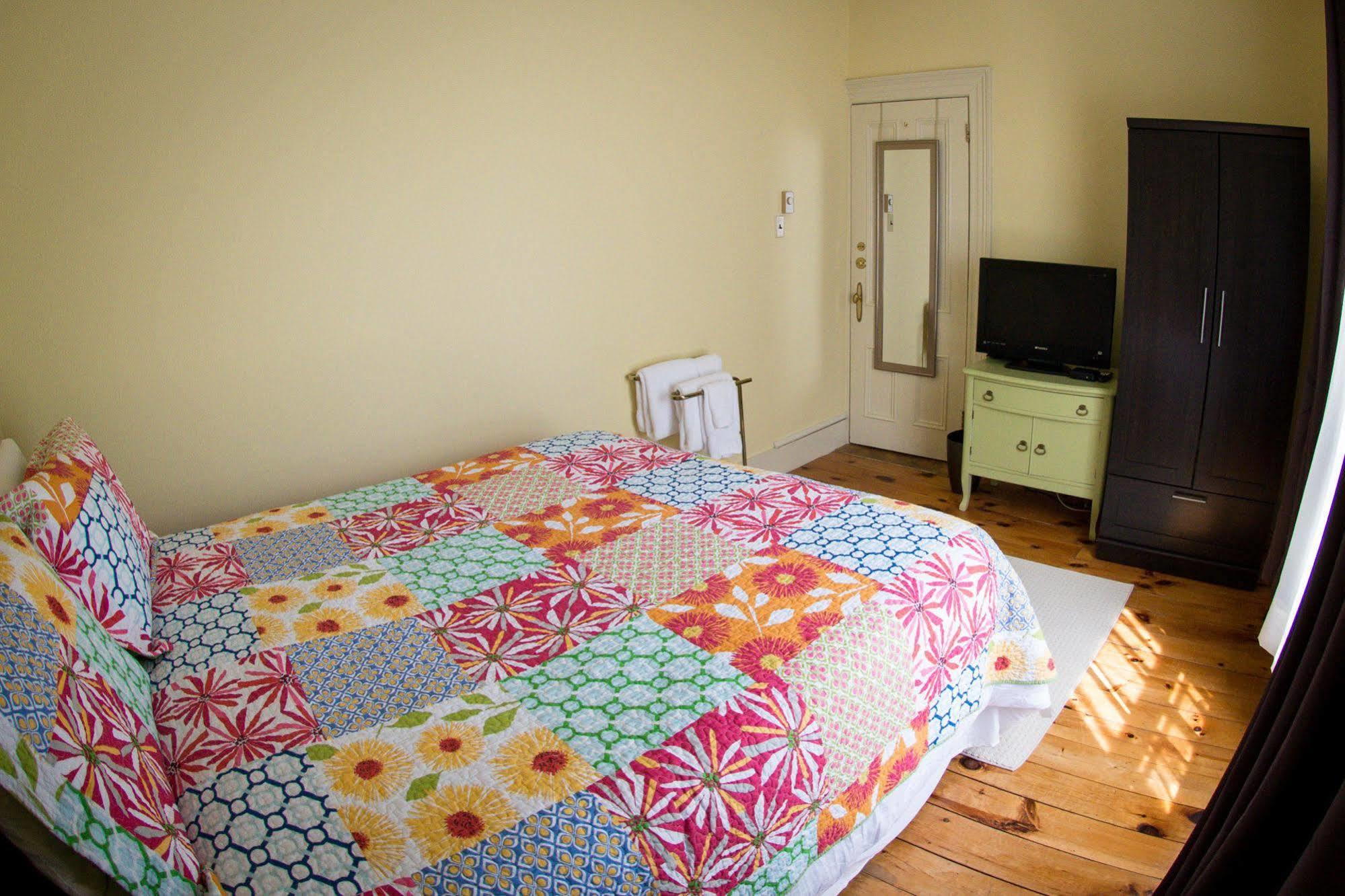 The Elizabeth Manor Guesthouse 세인트존스 외부 사진